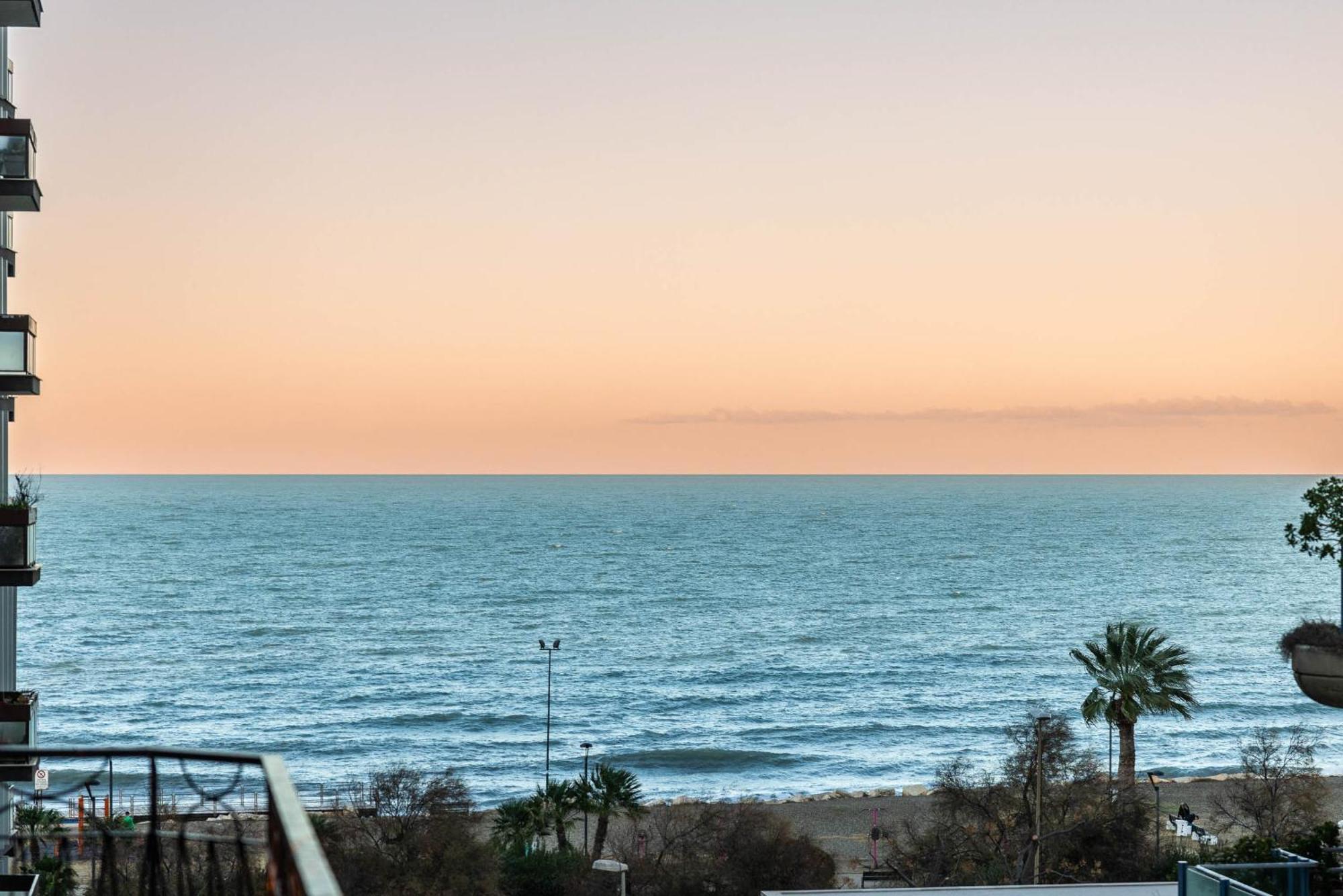Appartement Casa Dei Visionari - Mare à Bari Extérieur photo