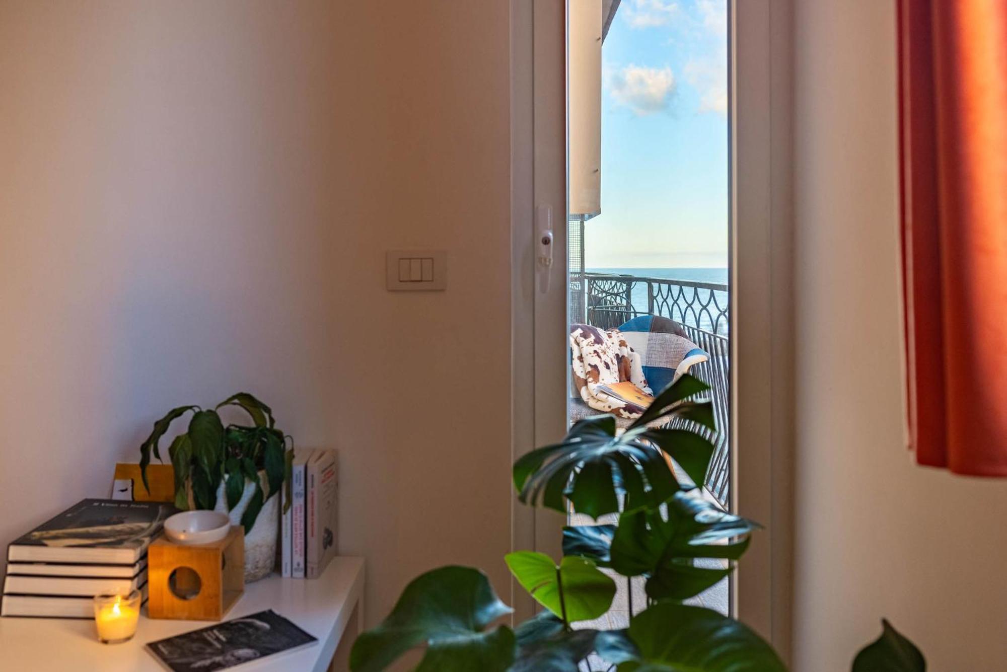 Appartement Casa Dei Visionari - Mare à Bari Extérieur photo