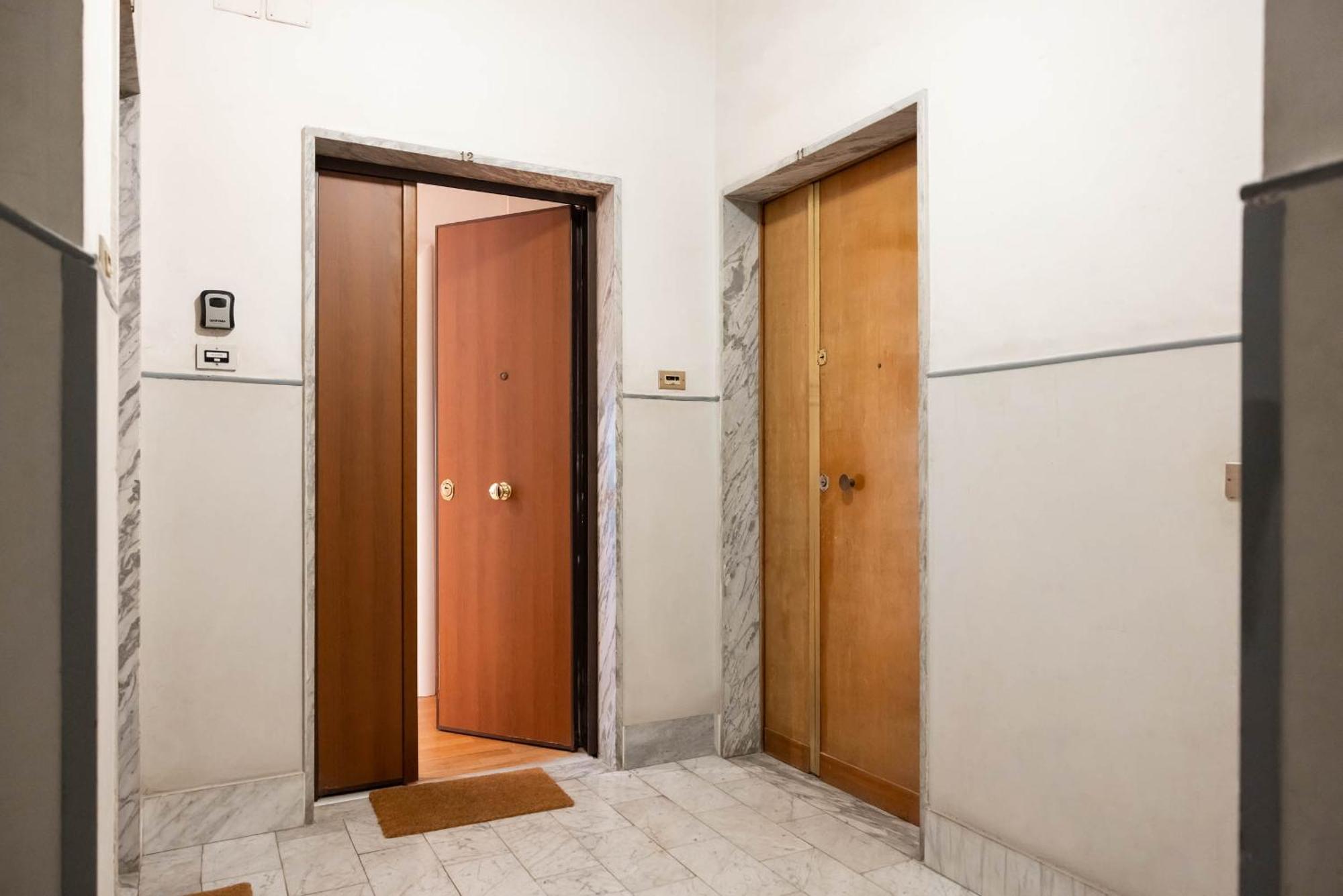 Appartement Casa Dei Visionari - Mare à Bari Extérieur photo